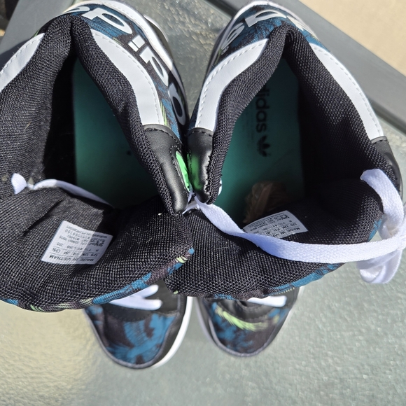 adidas Extaball, Hi-Top Sneakers Sz 8 - Picture 11 of 13